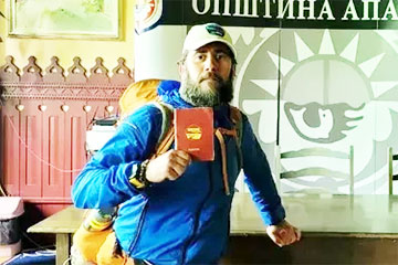 «Калі людзі даведваліся, што перад імі беларус, які ўжо 50 дзён ідзе пешшу, выносілі мне ежу»