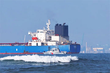 Власти Франции арестовали танкер Grinch, шедший из России