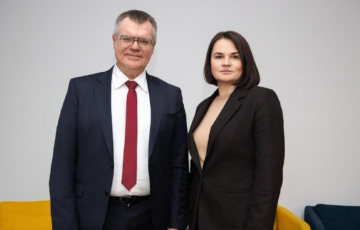 «Первая личная встреча Виктора и Светланы»