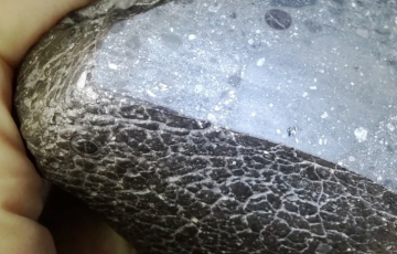 На Землю прилетел черный камень с Марса