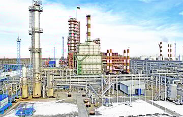 Атаки ВСУ на НПЗ стоили российской нефтянке более $11 миллиардов