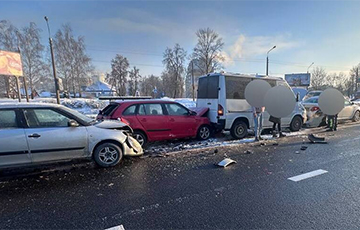 У Мінску нецвярозая кіроўца Toyota справакавала цэлую серыю ДТЗ