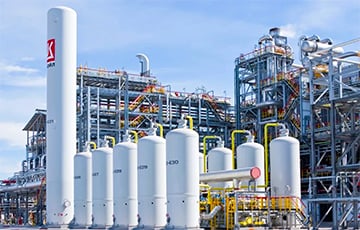 Дроны ў дзявяты раз разбамбілі НПЗ «Лукойл» у Валгаградзе