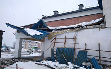 Под Глуском обрушилась крыша торгового центра
