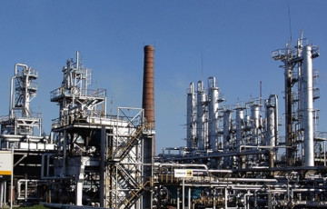 Дроны атакавалі газаперапрацоўчы завод у Самарскай вобласці РФ