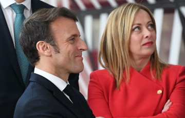 Макрон и Мелони отложили свой первый саммит высокого уровня