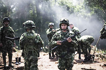 В Колумбии повстанцы начали атаковать дронами правительственные войска