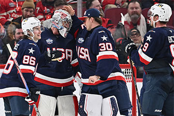 Сборная США по хоккею обыграла Канаду в финале Олимпиады