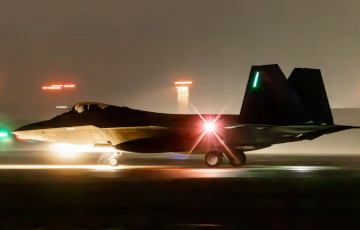 США перебросили ближе к Ирану более 150 самолетов