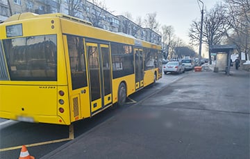 В Минске автобус затянул пенсионерку под колеса