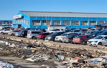 В Минске снесли легендарный «Сайгон» на Ждановичах