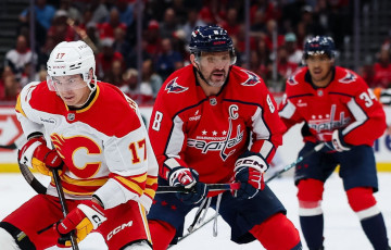 Гол Егора Шаранговича не помог «Калгари» в матче с «Вашингтоном» Алексея Протаса