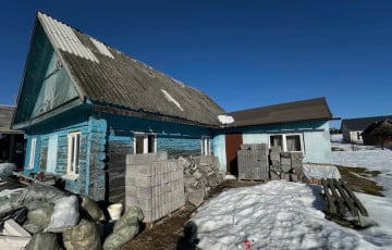 Беларус бясплатна прапануе дом пад Мінскам усім жадаючым, але яго прыстыдзілі каментатары