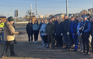 «Неадэкваты!»: Беларусы гнеўна разносяць брэсцкіх «дэпутатаў»