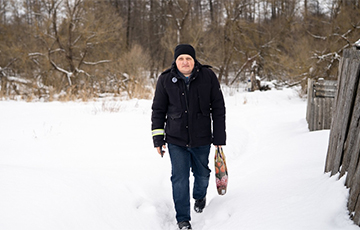 «Форэст Гамп бег, а Валера ідзе пешшу — уздоўж ракі, па сцежцы»