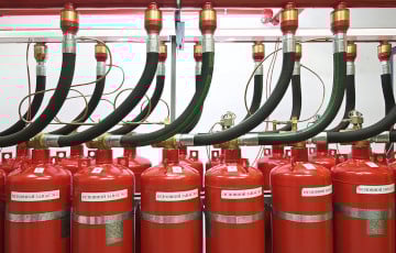 Пад Мінскам загарэўся гандлёвы цэнтр