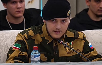 Кадыраў паказаў 18-гадовага сына ў пагонах маёра