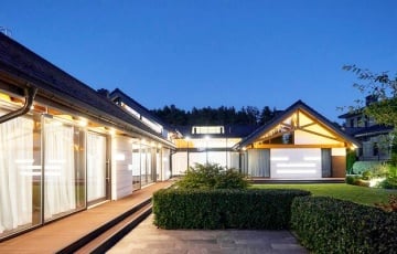 В Минске минимум год пытаются продать весьма необычный коттедж