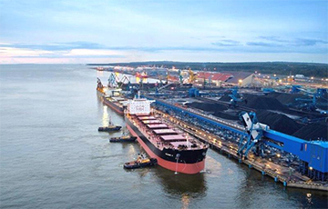 Нафтаналіўныя парты РФ «Усць-Луга» і «Прыморск» зноў у агні