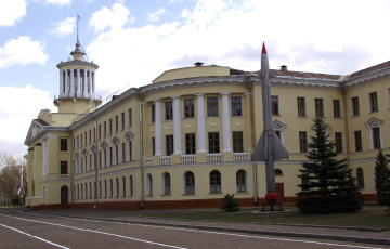 Лукашэнка зноў змяніў начальніка Ваеннай акадэміі