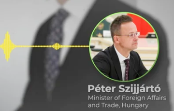 «Всегда к вашим услугам»: СМИ опубликовали разговор Лаврова и Сийярто