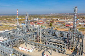 В Нижегородской области РФ пылает стратегический НПЗ