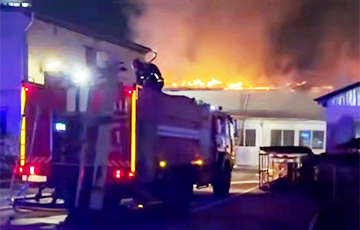 Ночью в Молодечно горел цех