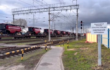 «Гомсельмаш» вязе сваю тэхніку з Кітая ў Беларусь