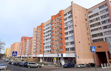 В центре Минска начался ремонт «красного дома»