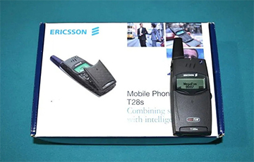 Старые кнопочные мобильники продают в Беларуси по три-пять тысяч долларов