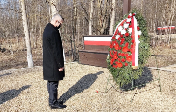 Расіяне ўчынілі правакацыі каля мемарыяла ахвяр Смаленскай катастрофы