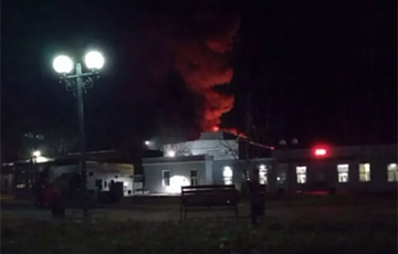 В России вспыхнул пожар на заводе Су-57 имени Гагарина