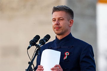 О чем говорил Мадьяр на первой после выборов пресс-конференции