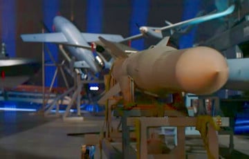 В Украине представили новую ракету-дрон, которая может долететь до Москвы