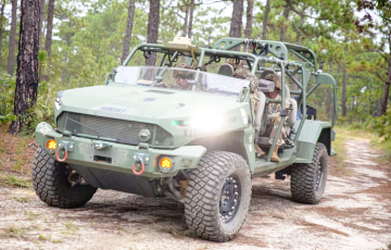 WSJ: Трамп перетягивает автогигантов на военные рельсы