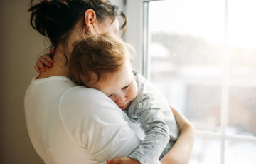 «Бацька дзіцяці з’ехаў за мяжу і ніяк не дапамагае»