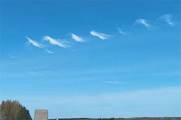 В Беларуси заметили редкие «волны» в небе