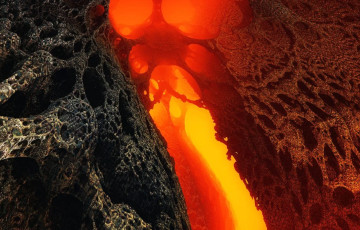 Ученые: Невероятная сила деформирует внутренние слои Земли