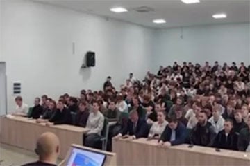 «Лица ваши срисованы»