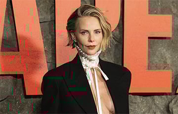 Шарлиз Терон покоряет скалы вместе с дочерью