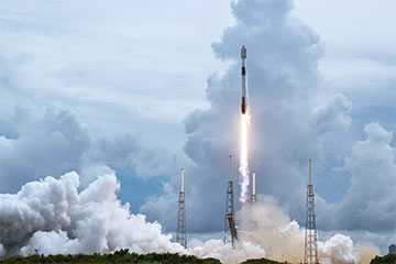 Ракета Falcon 9 компании SpaceX вывела на орбиту новый военный спутник Польши