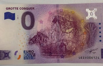 Белоруска привезла из-за границы купюру 0 евро
