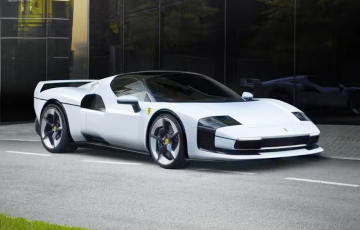 Ferrari ажывіла легенду F40 у новым суперкары