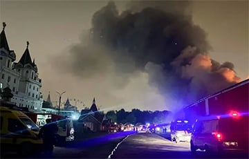 В Москве загорелся Кремль