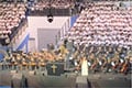 Тысячи протестантов поют по-белорусски на «Чижовка-Арене»
