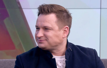 Певец Алексей Хлестов записал видеообращение