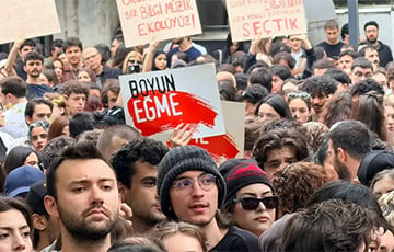 Erdogan Frightened By Student Protests