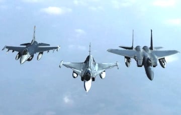 Афіцыйна: Швецыя перадае Украіне знішчальнікі Gripen