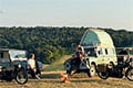 Звездный актер получил столетние гибриды Harley-Davidson и электрические Land Rover
