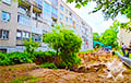 In Vitebsk, The Ground Was Washed Away Near An Apartment Building